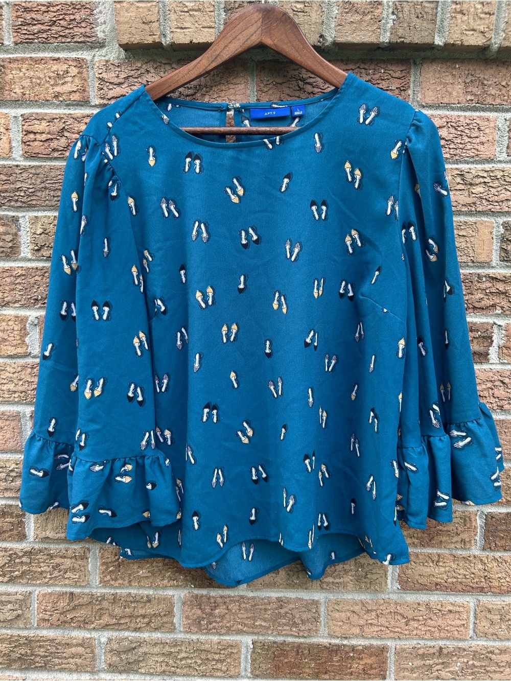 Apt. 9 Teal Printed Ruffle Cuff Blouse size large